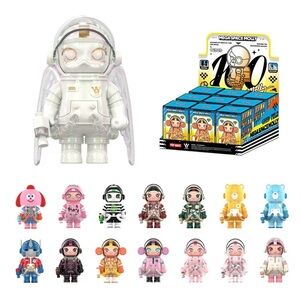 Authentic Mega Space Molly 100% Series 4 Blind Box